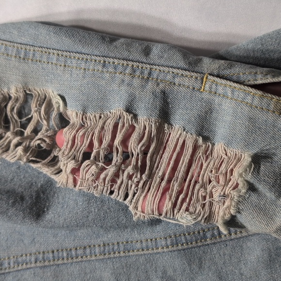 Adam Levine Denim jacket with ripped markings Size Small - Picture 3 of 7